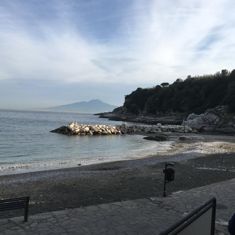 Villa Rosmary - Sorrento Coast - Gulf Of Naples View Buitenkant foto