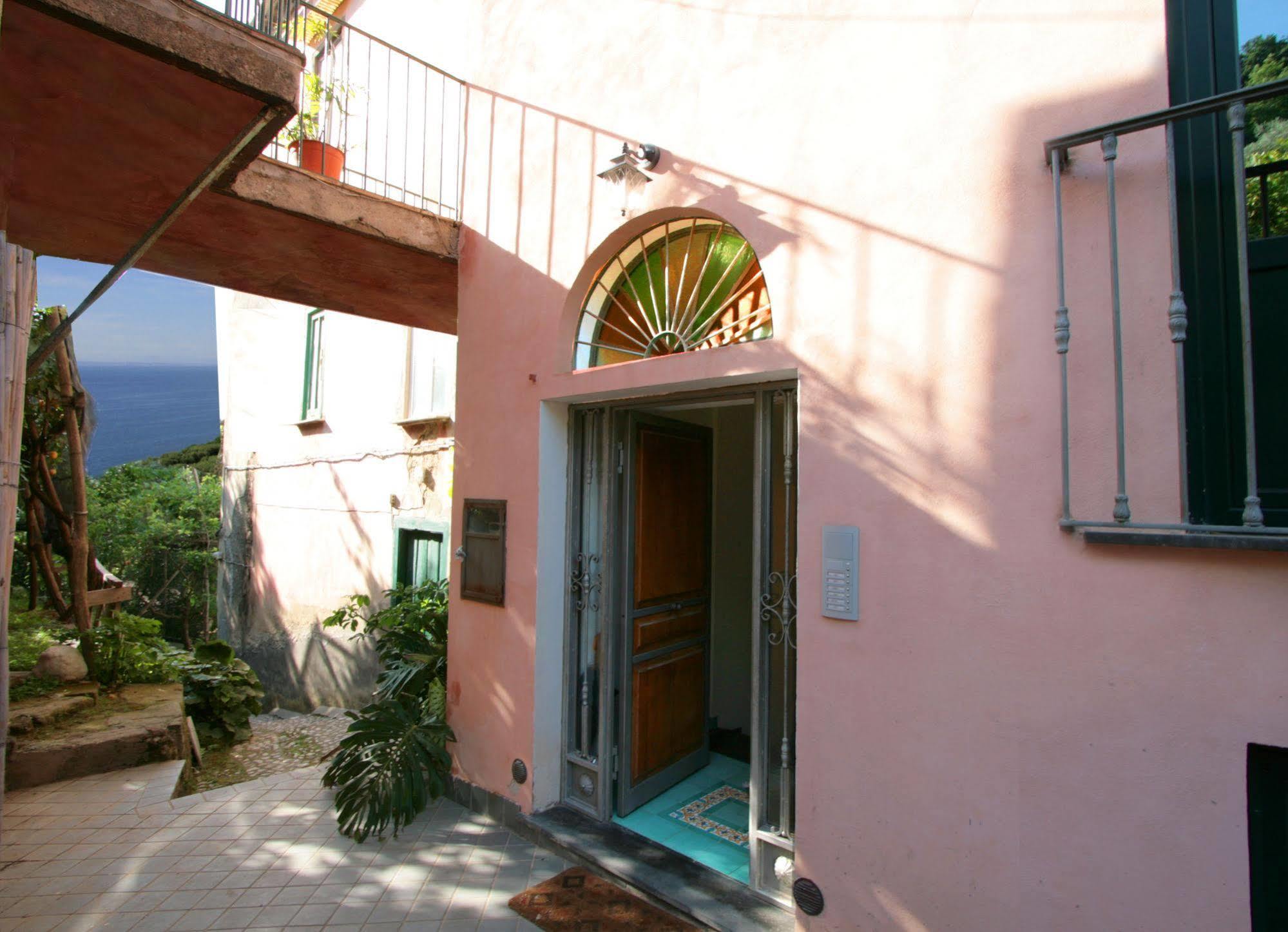 Villa Rosmary - Sorrento Coast - Gulf Of Naples View Buitenkant foto