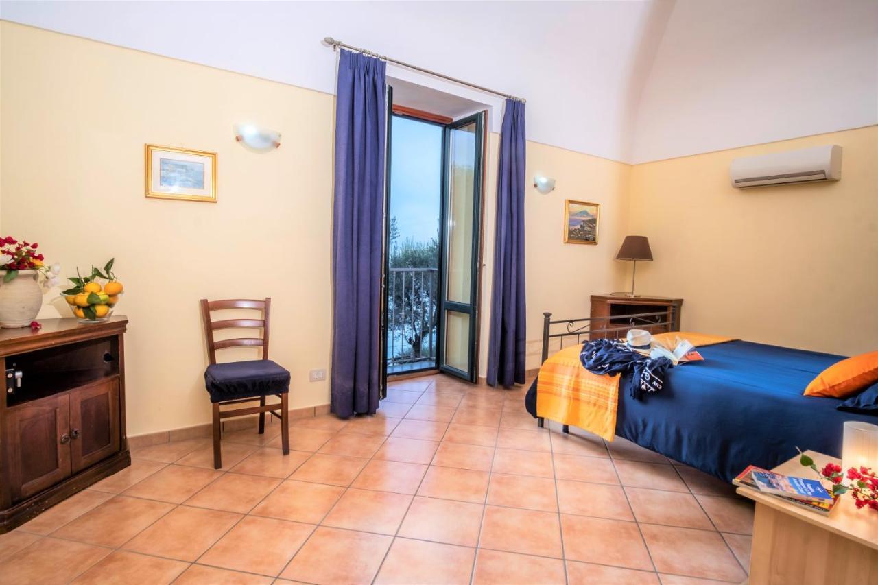 Villa Rosmary - Sorrento Coast - Gulf Of Naples View Buitenkant foto
